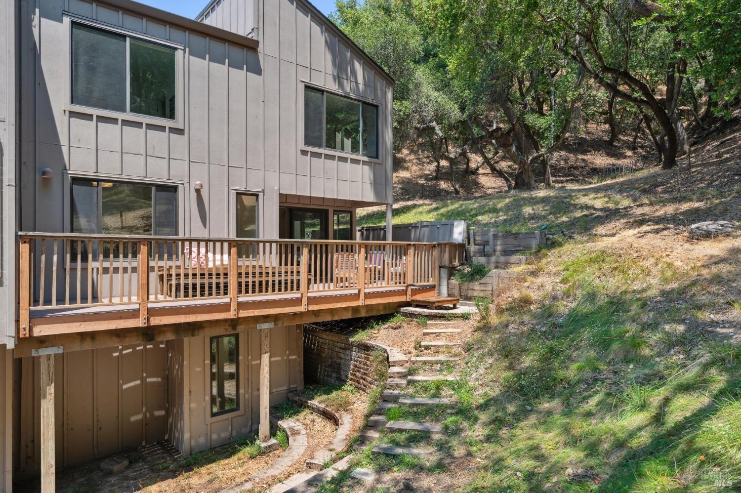 Detail Gallery Image 49 of 53 For 18 Eagle Gap Rd, Novato,  CA 94949 - 4 Beds | 2/1 Baths