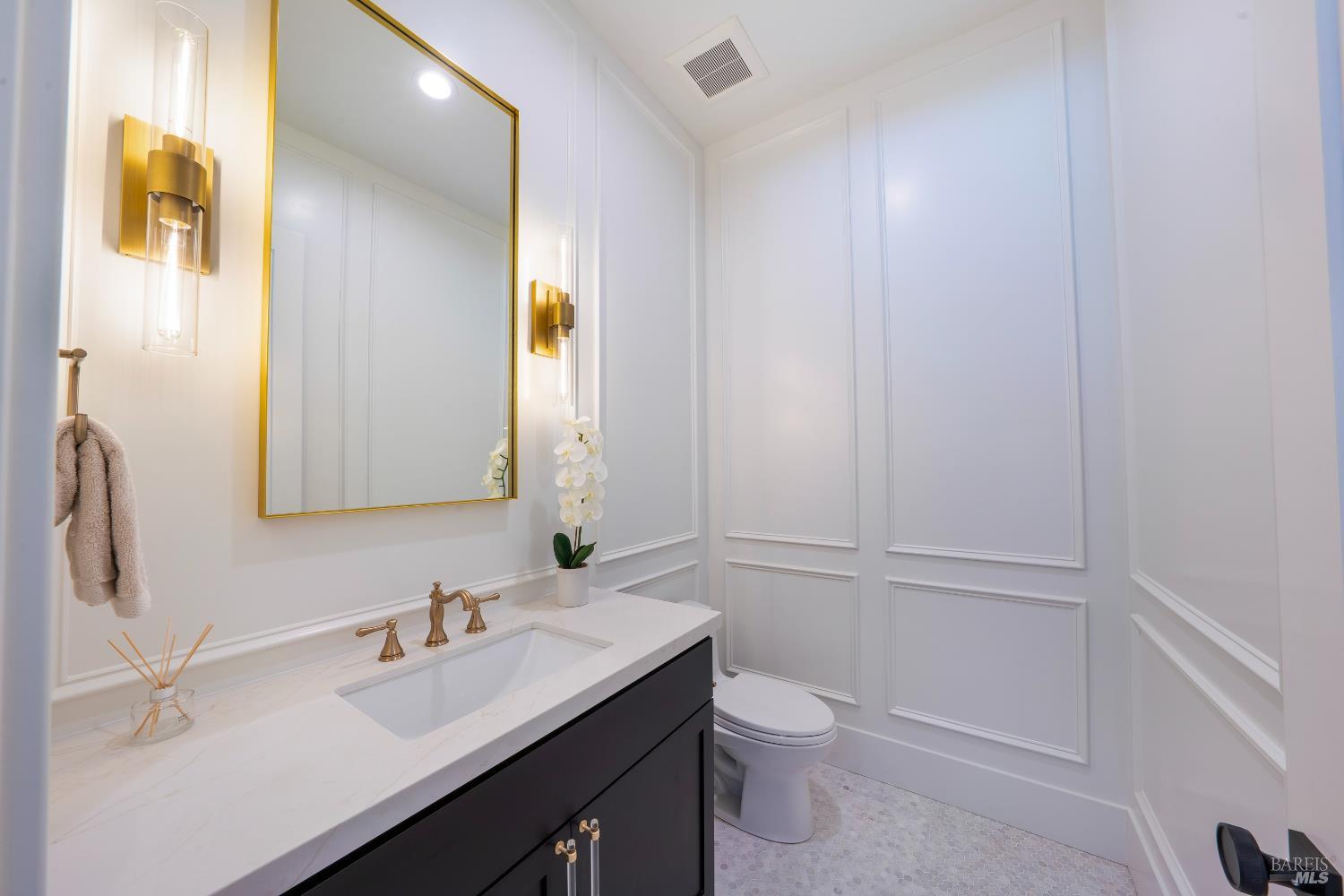 Detail Gallery Image 49 of 99 For 5925 Crystal Dr, Santa Rosa,  CA 95404 - 4 Beds | 4/1 Baths