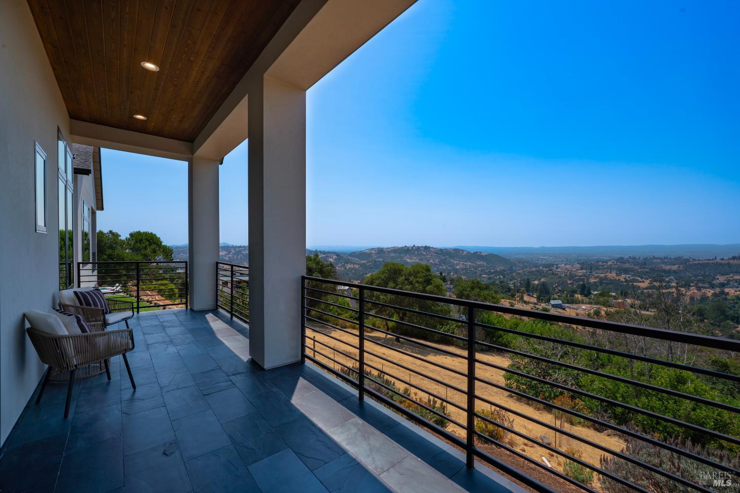Detail Gallery Image 77 of 99 For 5925 Crystal Dr, Santa Rosa,  CA 95404 - 4 Beds | 4/1 Baths