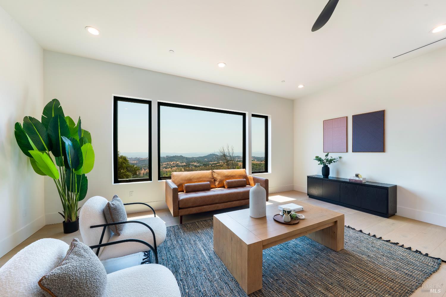 Detail Gallery Image 56 of 99 For 5925 Crystal Dr, Santa Rosa,  CA 95404 - 4 Beds | 4/1 Baths