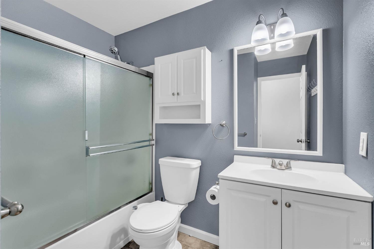 Detail Gallery Image 22 of 47 For 1607 California Dr, Vacaville,  CA 95687 - 3 Beds | 2 Baths