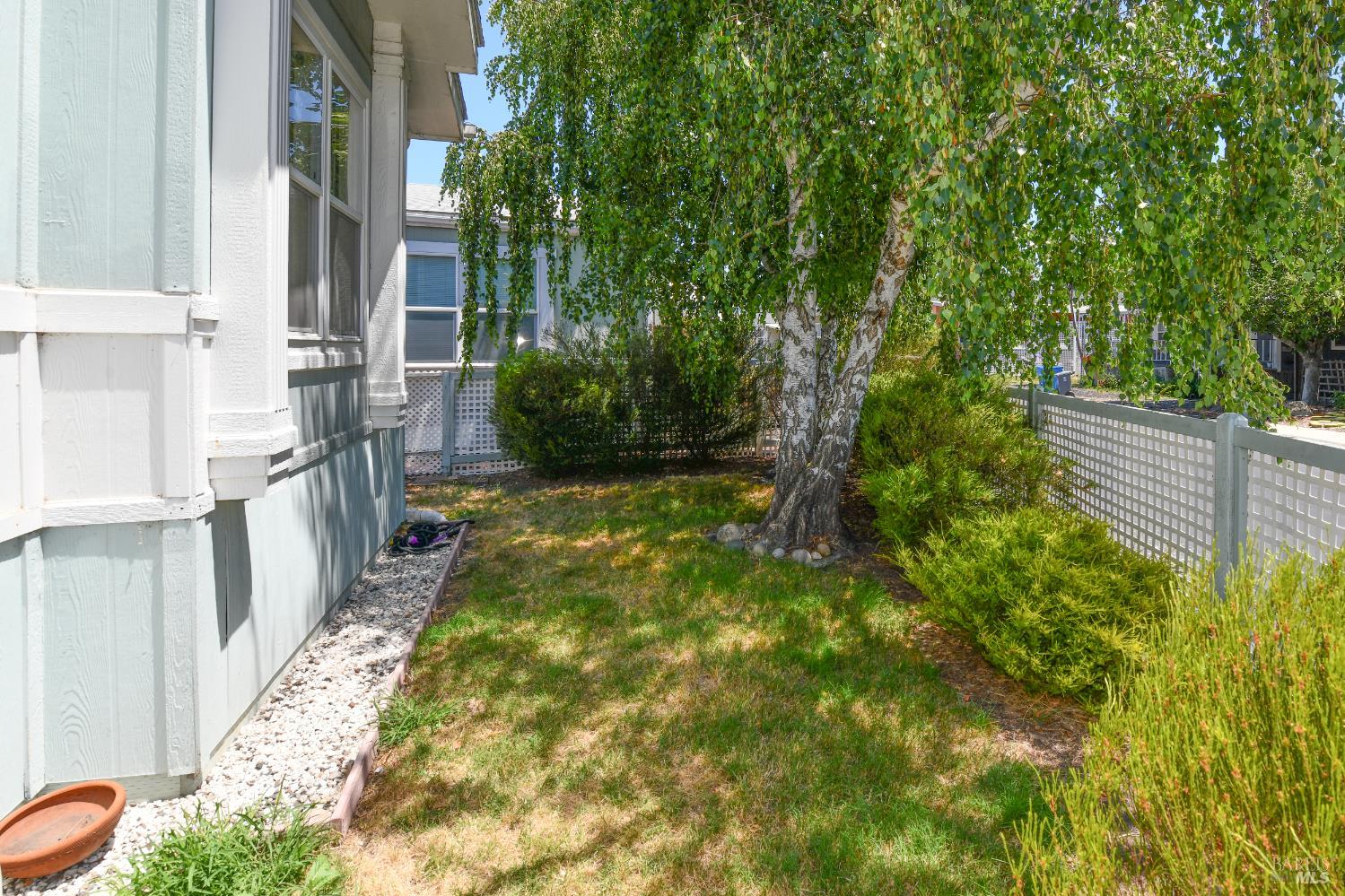 Detail Gallery Image 9 of 62 For 84 N Napa Dr, Petaluma,  CA 94954 - 3 Beds | 2 Baths