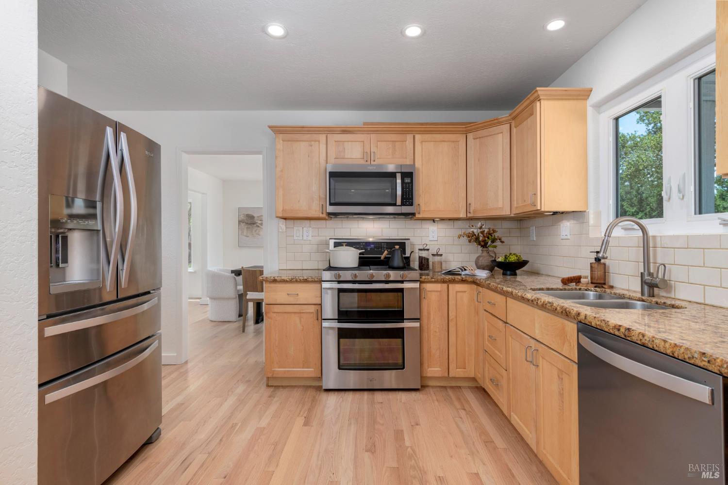 Detail Gallery Image 25 of 96 For 635 Palm Ave, Penngrove,  CA 94951 - 4 Beds | 2/1 Baths
