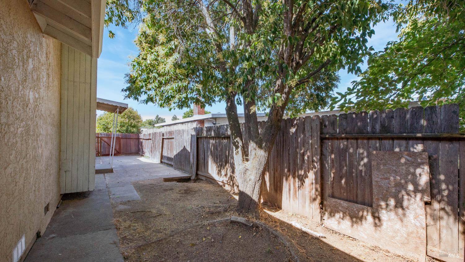 Detail Gallery Image 39 of 45 For 713 San Remo St, Fairfield,  CA 94533 - 4 Beds | 2 Baths