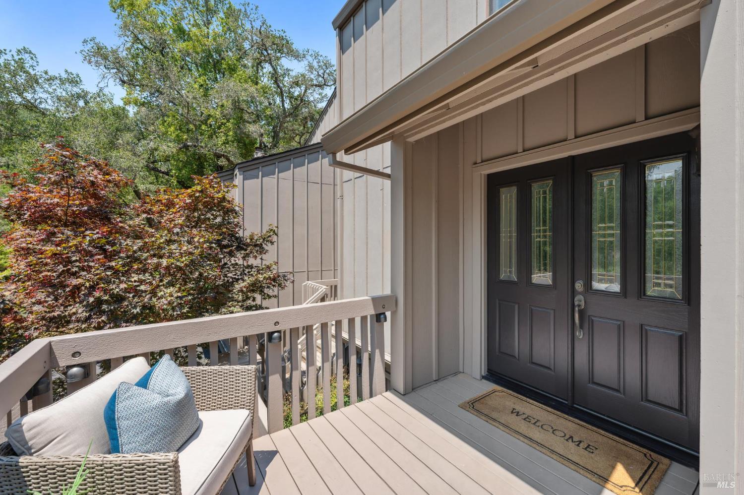 Detail Gallery Image 3 of 53 For 18 Eagle Gap Rd, Novato,  CA 94949 - 4 Beds | 2/1 Baths