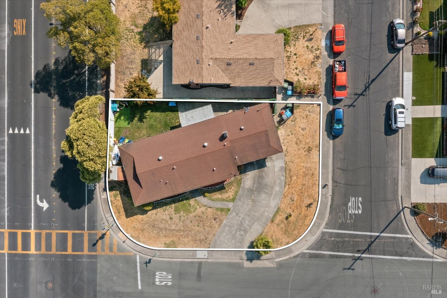 Detail Gallery Image 3 of 28 For 7083 Almond St, Rohnert Park,  CA 94928 - 3 Beds | 2 Baths