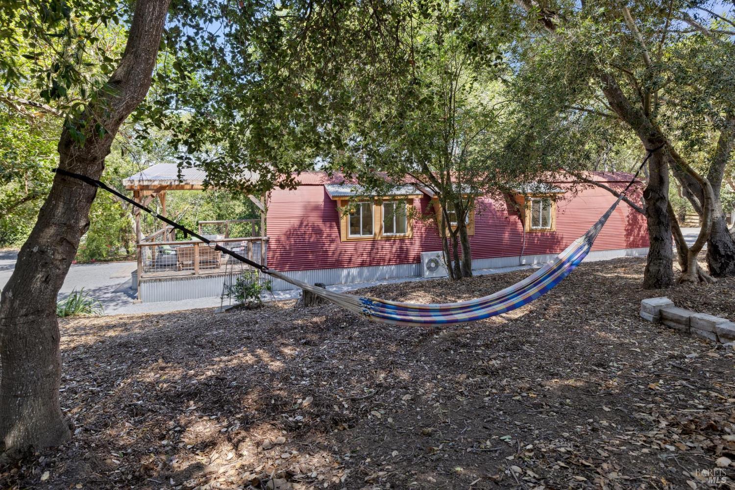Detail Gallery Image 34 of 50 For 1863 Mountain View Ave, Petaluma,  CA 94952 - 2 Beds | 1 Baths