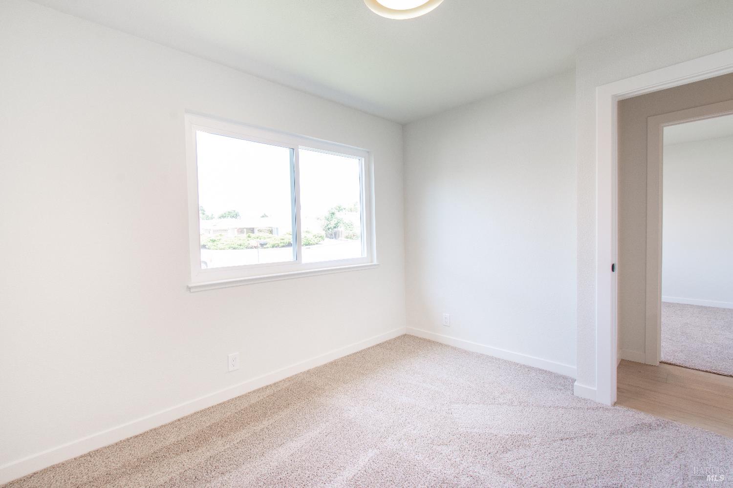Detail Gallery Image 8 of 34 For 224 Columbus Dr, Fairfield,  CA 94533 - 3 Beds | 2 Baths