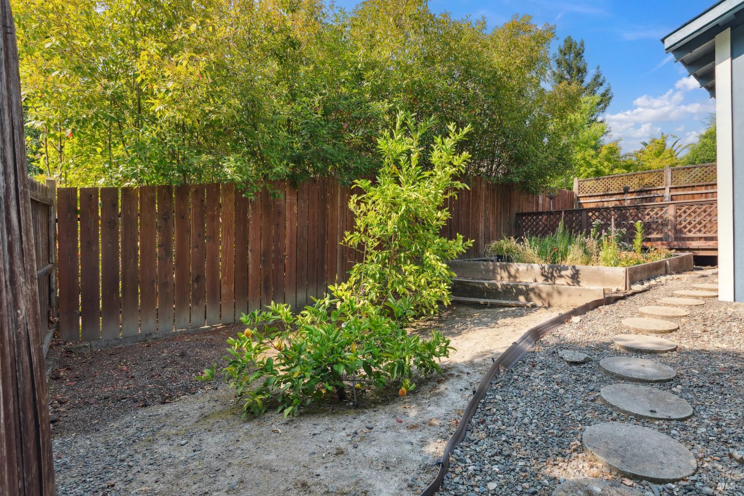 Detail Gallery Image 38 of 43 For 900 Caton Ct, Sonoma,  CA 95476 - 3 Beds | 2 Baths