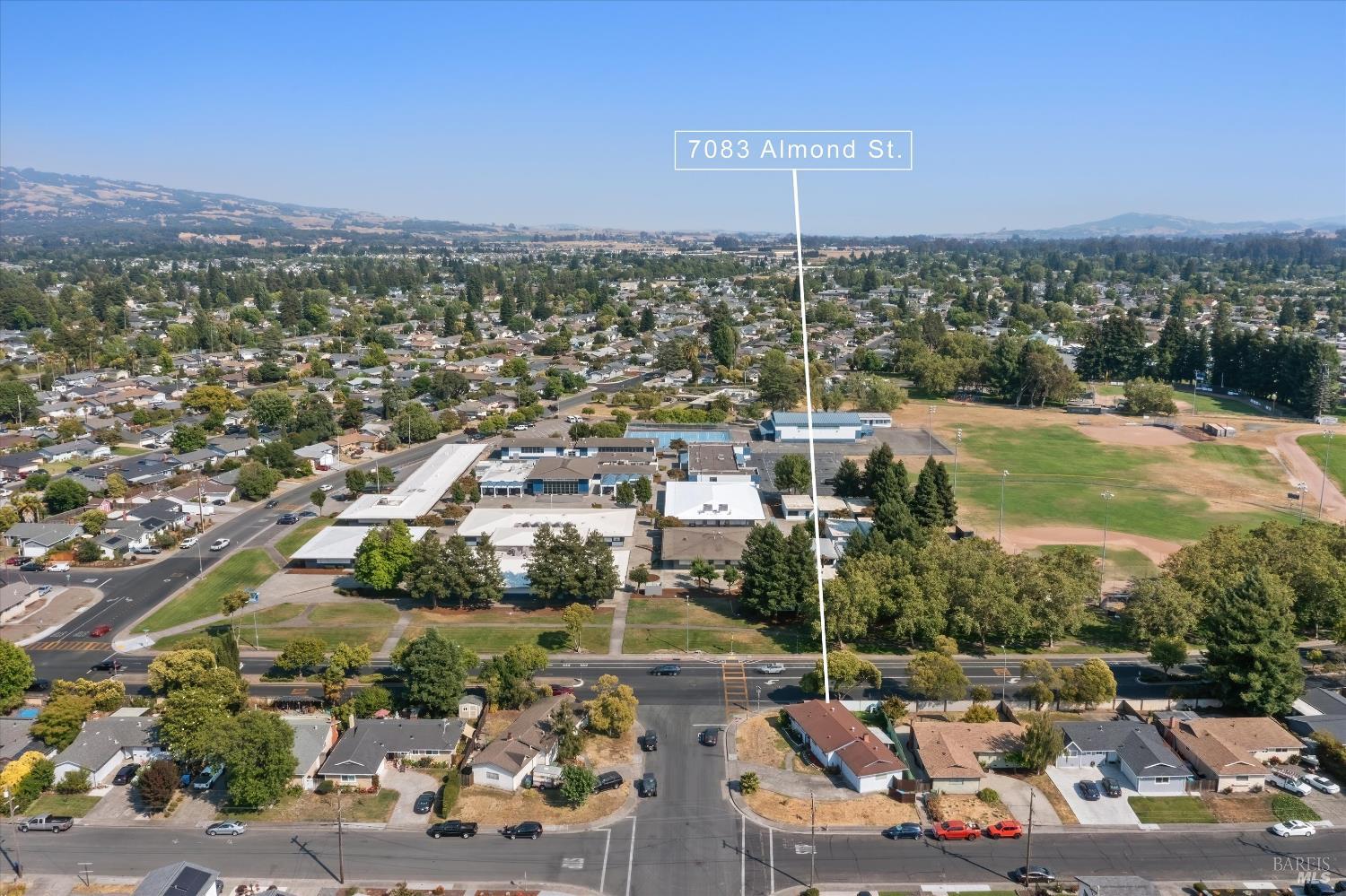 Detail Gallery Image 19 of 28 For 7083 Almond St, Rohnert Park,  CA 94928 - 3 Beds | 2 Baths