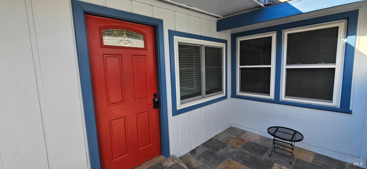 Detail Gallery Image 3 of 19 For 1138 Lokoya Rd, Napa,  CA 94558 - 3 Beds | 2 Baths
