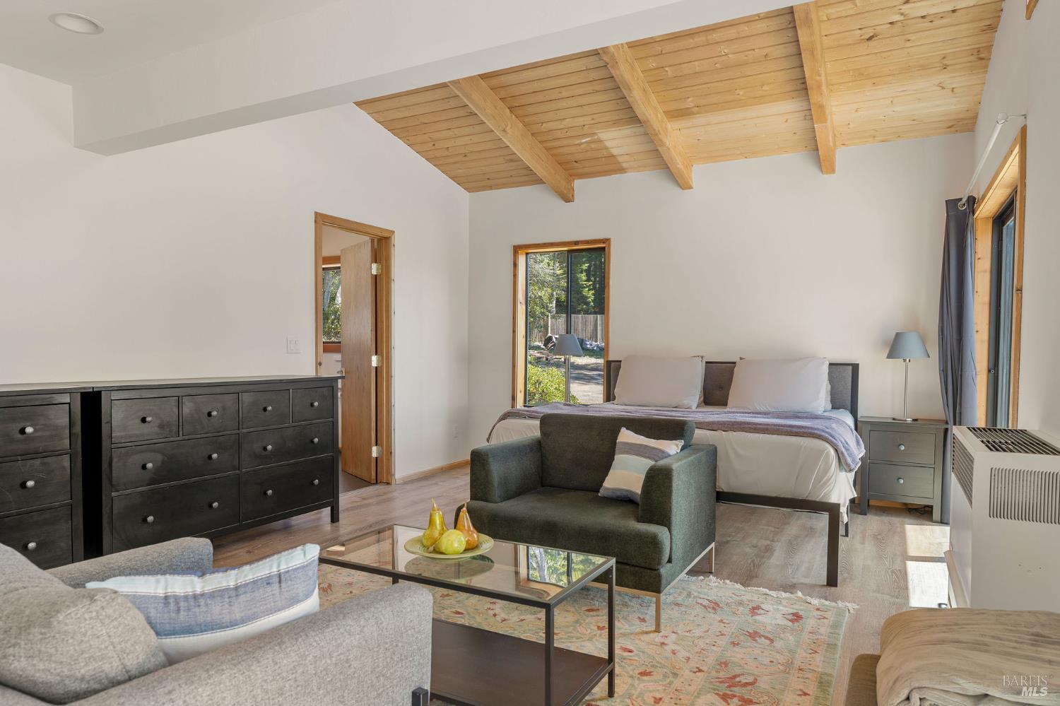 Detail Gallery Image 19 of 39 For 37940 Pacific View Dr, Gualala,  CA 95445 - 4 Beds | 4 Baths