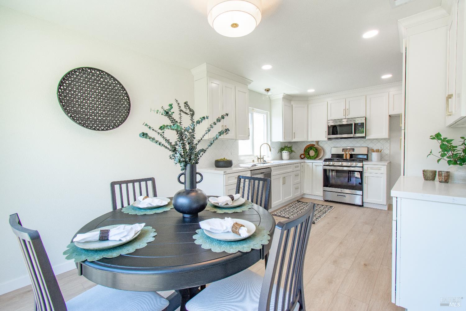 Detail Gallery Image 28 of 34 For 224 Columbus Dr, Fairfield,  CA 94533 - 3 Beds | 2 Baths