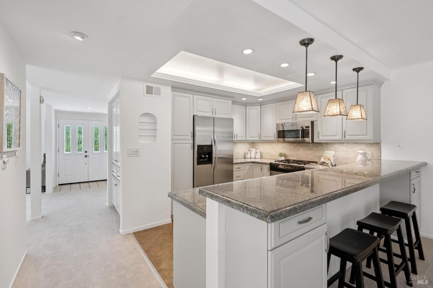 Detail Gallery Image 13 of 53 For 18 Eagle Gap Rd, Novato,  CA 94949 - 4 Beds | 2/1 Baths