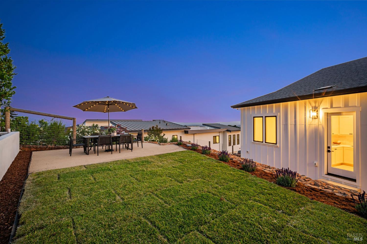 Detail Gallery Image 39 of 48 For 3572 Southridge Dr, Santa Rosa,  CA 95403 - 4 Beds | 4 Baths
