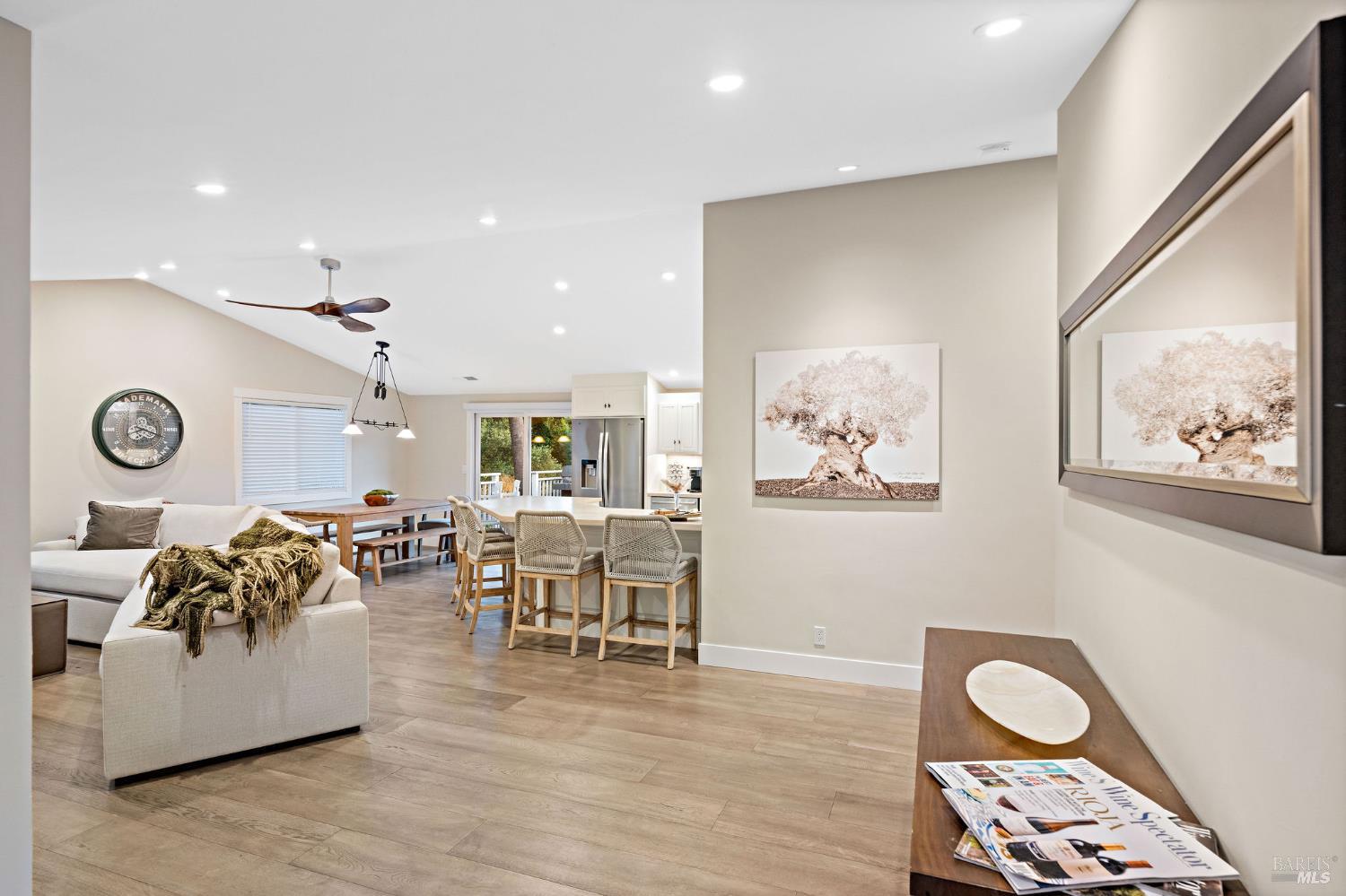 Detail Gallery Image 4 of 26 For 691 Silverado Trl, Saint Helena,  CA 94574 - 2 Beds | 2 Baths
