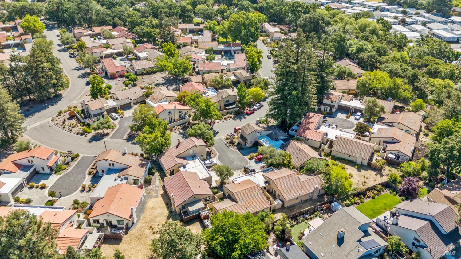 Detail Gallery Image 39 of 42 For 706 Adobe Dr, Santa Rosa,  CA 95404 - 3 Beds | 2 Baths