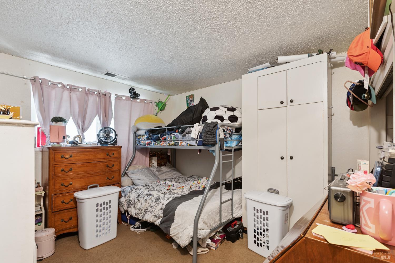Detail Gallery Image 35 of 41 For 147 Buena Vida Ct, Sonoma,  CA 95476 - – Beds | – Baths