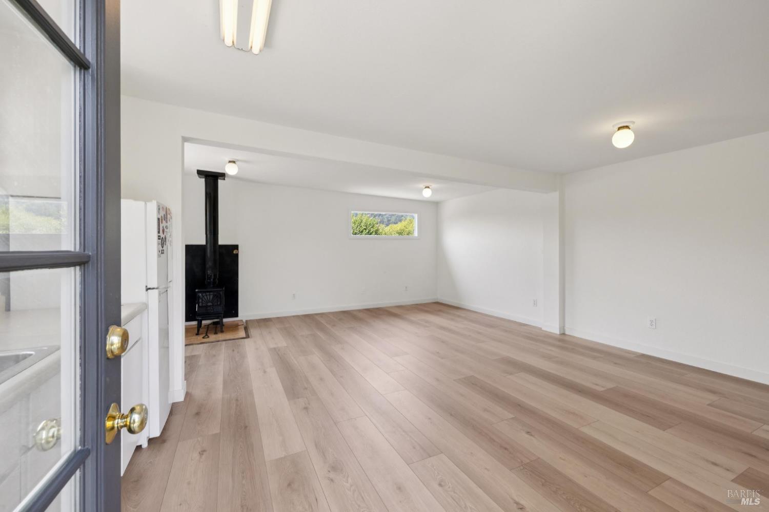 Detail Gallery Image 19 of 50 For 11150 Sir Francis Drake Blvd, Point Reyes Station,  CA 94956 - 3 Beds | 4/1 Baths