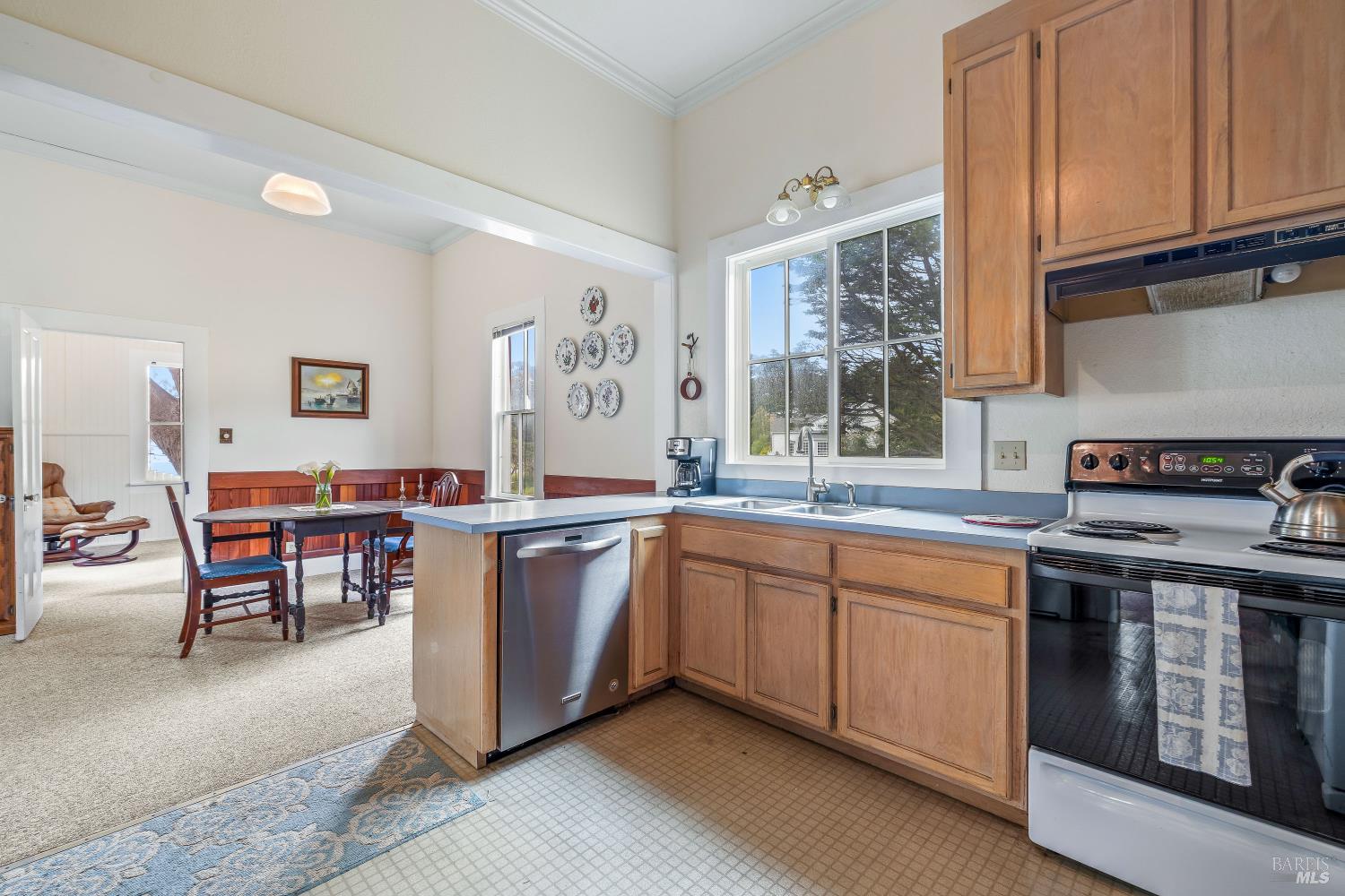 Detail Gallery Image 12 of 42 For 3781 N Highway 1 Unkn, Albion,  CA 95410 - 4 Beds | 2 Baths