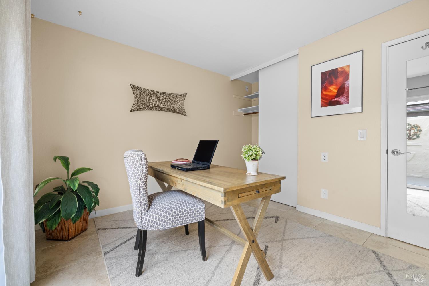 Detail Gallery Image 23 of 42 For 706 Adobe Dr, Santa Rosa,  CA 95404 - 3 Beds | 2 Baths