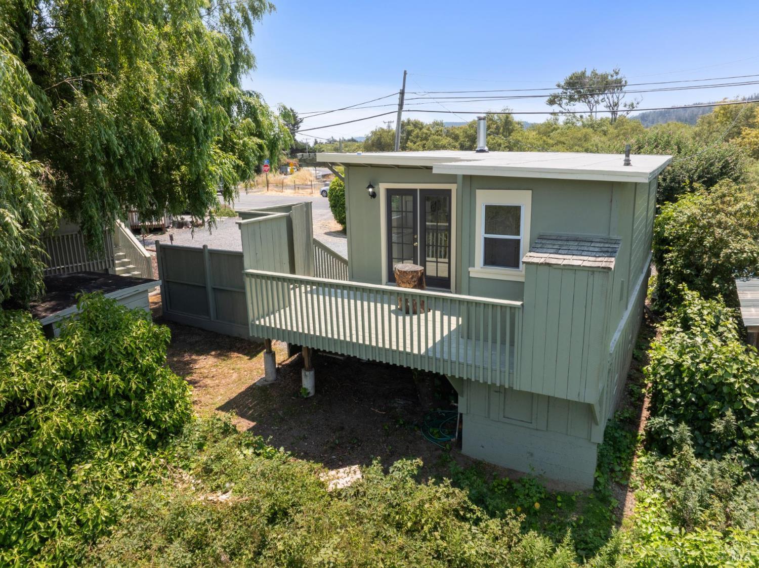 Detail Gallery Image 14 of 50 For 11150 Sir Francis Drake Blvd, Point Reyes Station,  CA 94956 - 3 Beds | 4/1 Baths