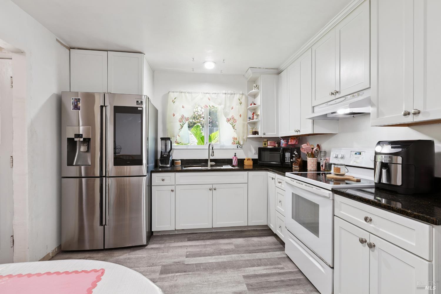 Detail Gallery Image 19 of 41 For 147 Buena Vida Ct, Sonoma,  CA 95476 - – Beds | – Baths