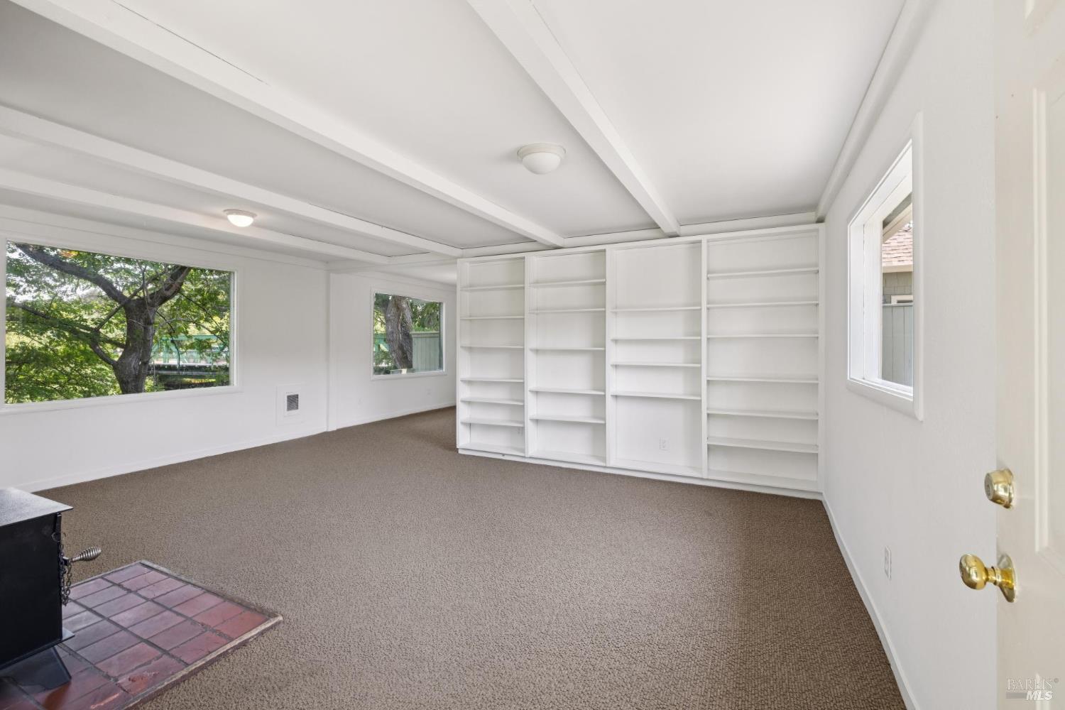 Detail Gallery Image 26 of 50 For 11150 Sir Francis Drake Blvd, Point Reyes Station,  CA 94956 - 3 Beds | 4/1 Baths