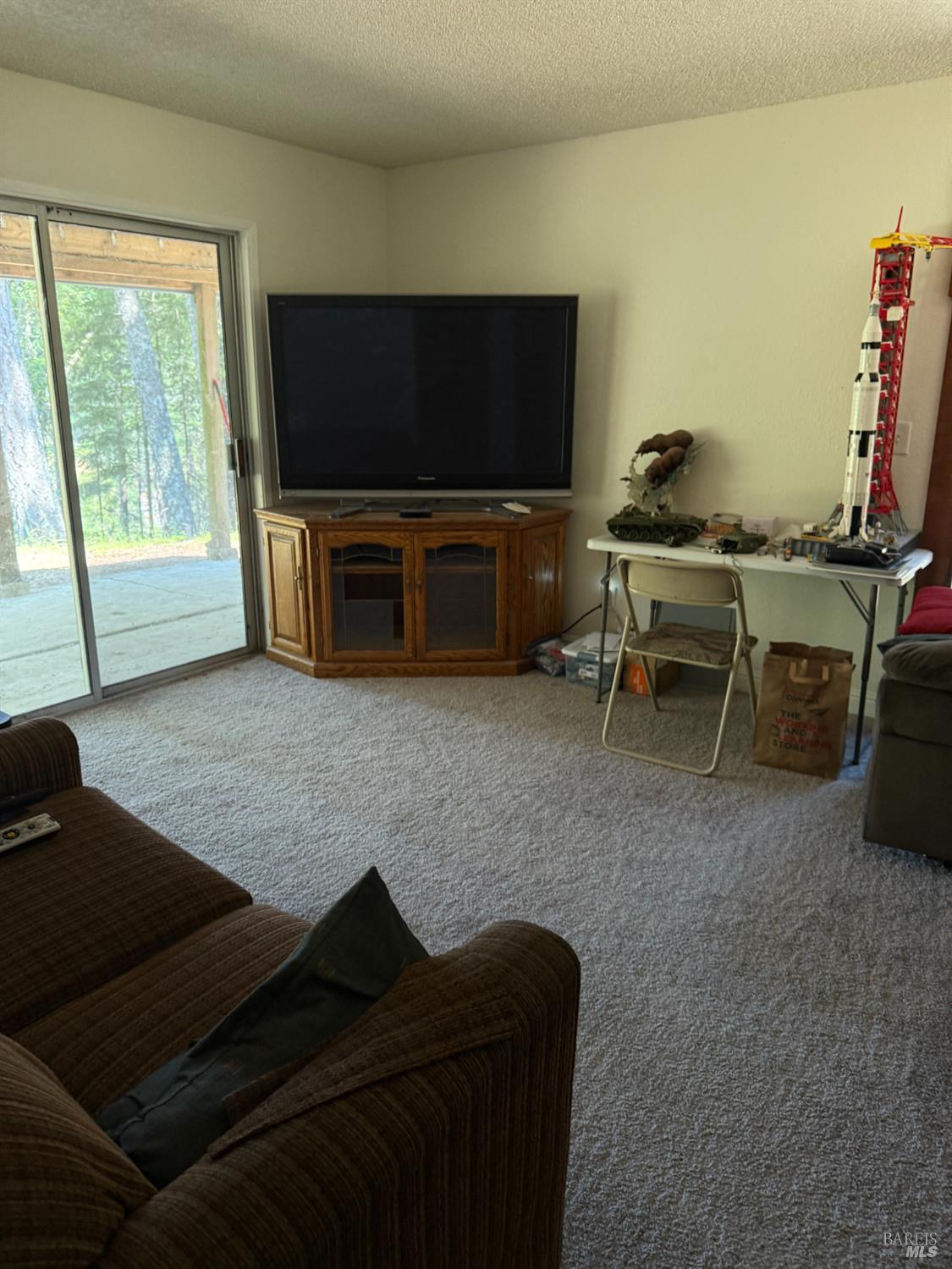 Detail Gallery Image 20 of 31 For 31300 Sherwood Rd, Willits,  CA 95490 - 4 Beds | 3 Baths