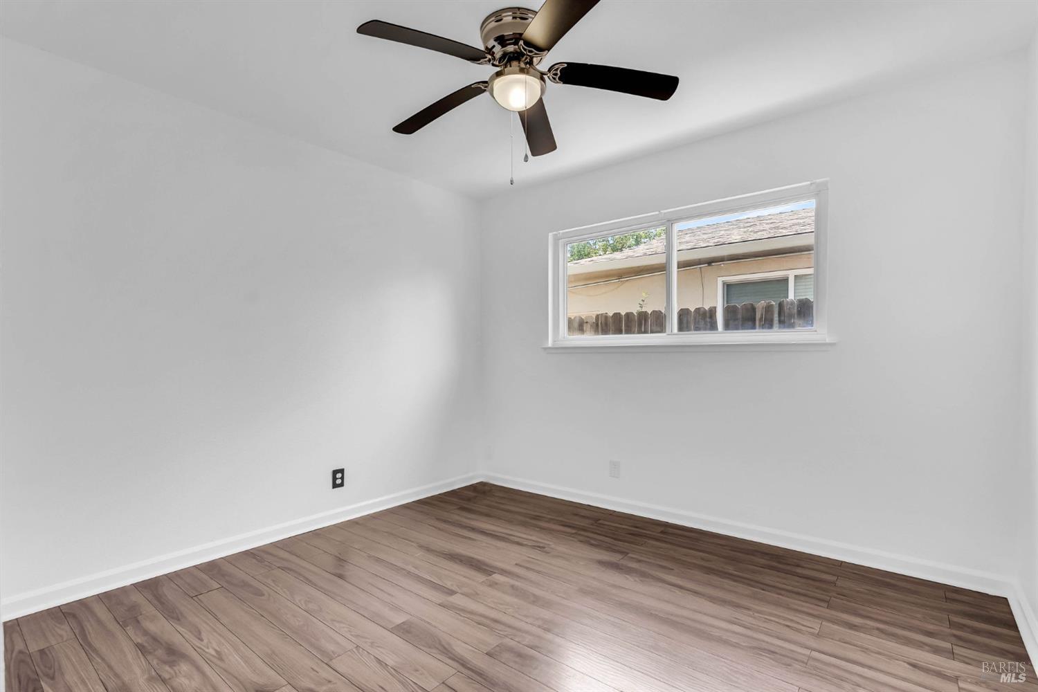 Detail Gallery Image 18 of 47 For 1607 California Dr, Vacaville,  CA 95687 - 3 Beds | 2 Baths