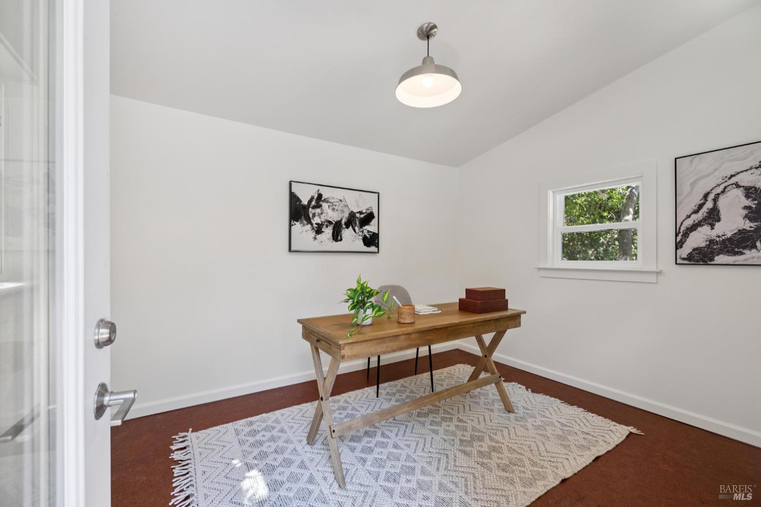 Detail Gallery Image 39 of 50 For 1863 Mountain View Ave, Petaluma,  CA 94952 - 2 Beds | 1 Baths