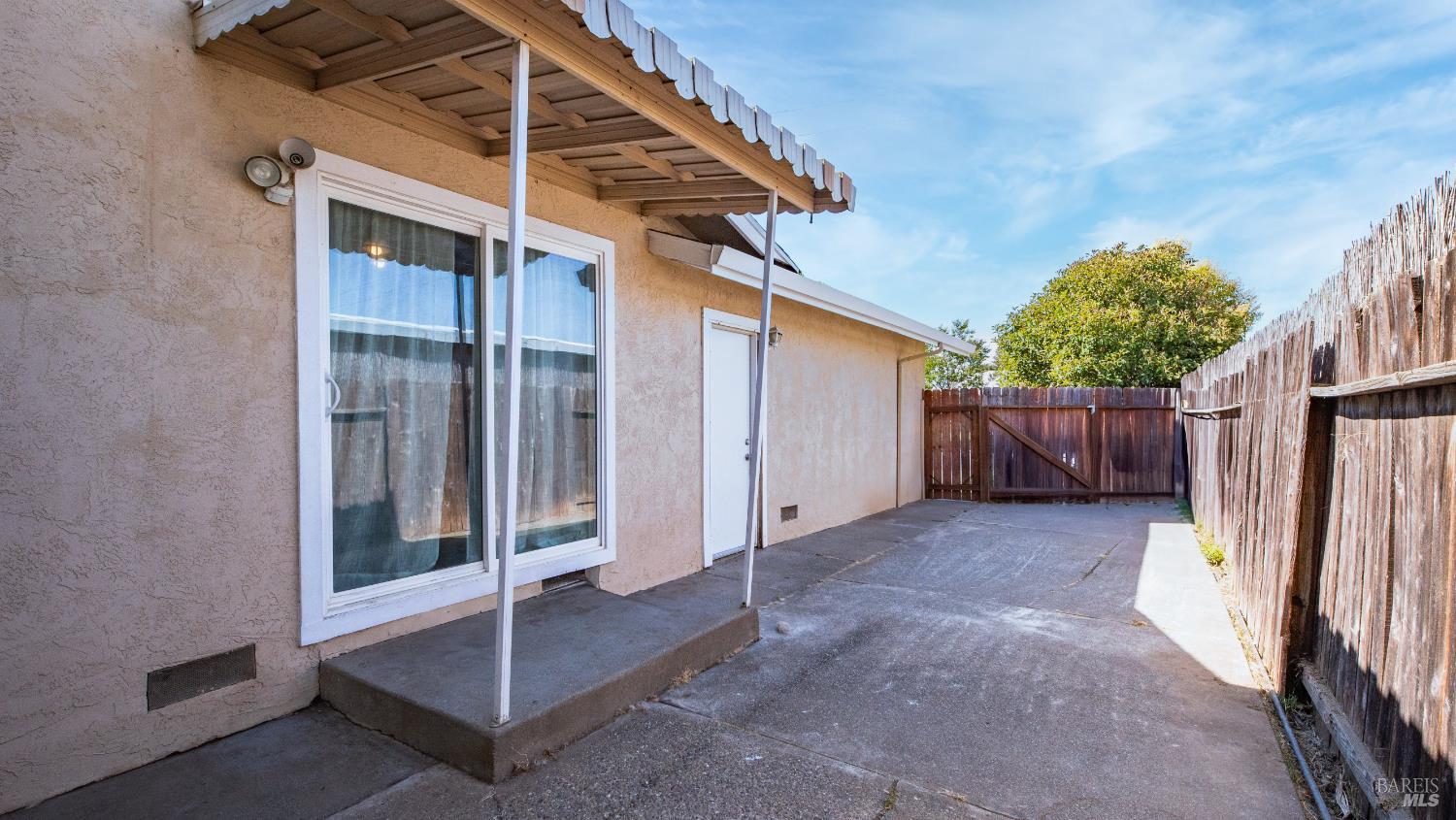 Detail Gallery Image 40 of 45 For 713 San Remo St, Fairfield,  CA 94533 - 4 Beds | 2 Baths