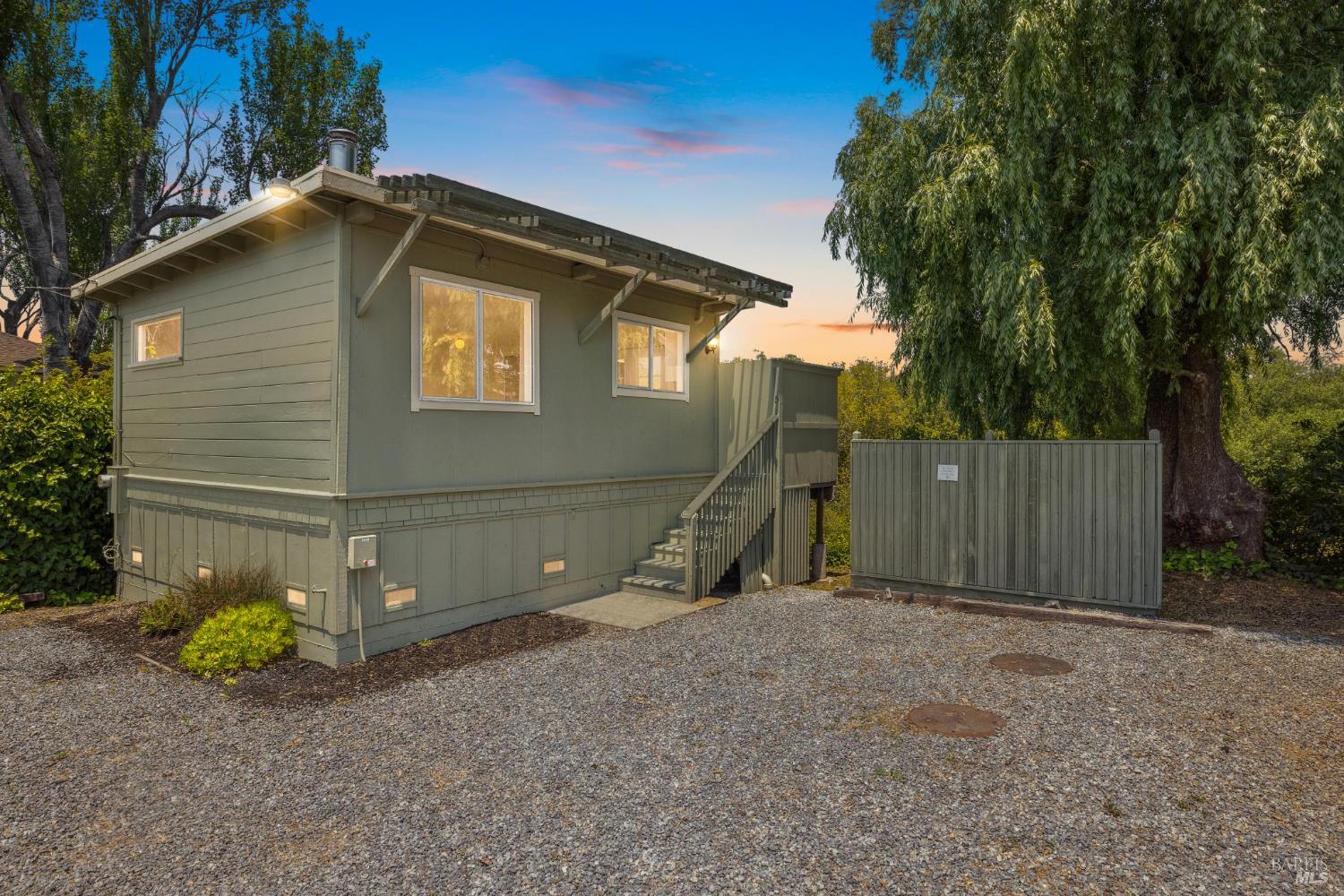 Detail Gallery Image 48 of 50 For 11150 Sir Francis Drake Blvd, Point Reyes Station,  CA 94956 - 3 Beds | 4/1 Baths