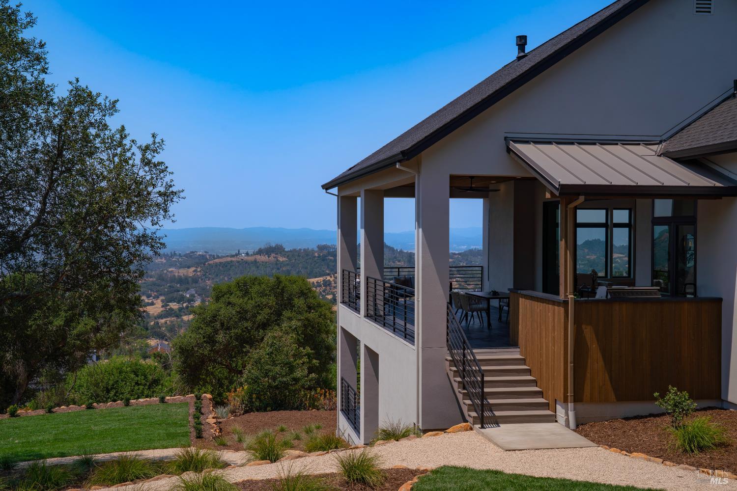 Detail Gallery Image 68 of 99 For 5925 Crystal Dr, Santa Rosa,  CA 95404 - 4 Beds | 4/1 Baths