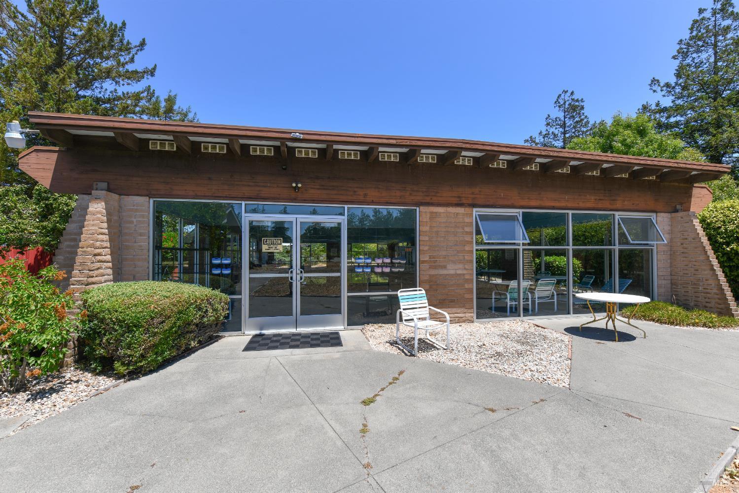 Detail Gallery Image 57 of 62 For 84 N Napa Dr, Petaluma,  CA 94954 - 3 Beds | 2 Baths