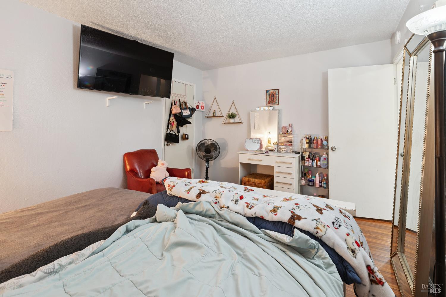 Detail Gallery Image 13 of 41 For 147 Buena Vida Ct, Sonoma,  CA 95476 - – Beds | – Baths
