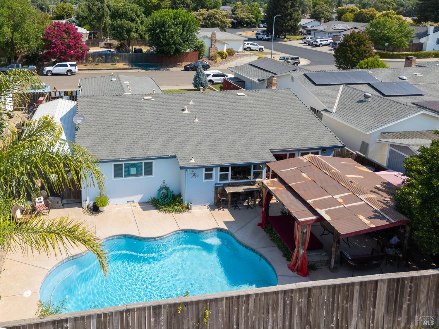 Detail Gallery Image 8 of 67 For 1025 Woodvale Dr, Dixon,  CA 95620 - 4 Beds | 2 Baths