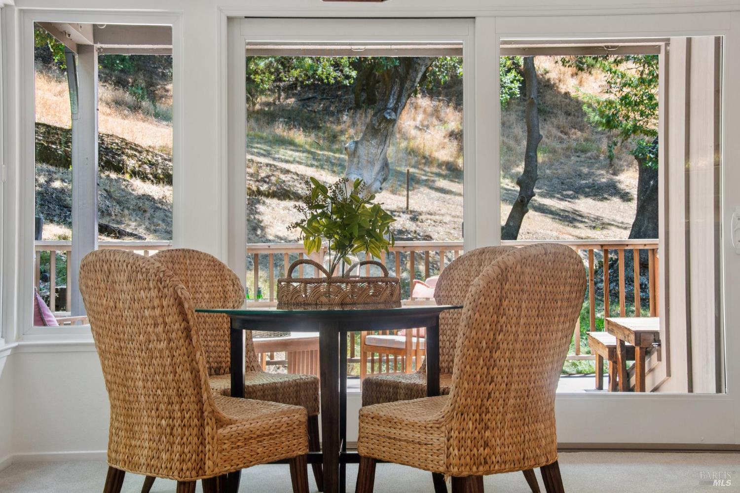 Detail Gallery Image 18 of 53 For 18 Eagle Gap Rd, Novato,  CA 94949 - 4 Beds | 2/1 Baths