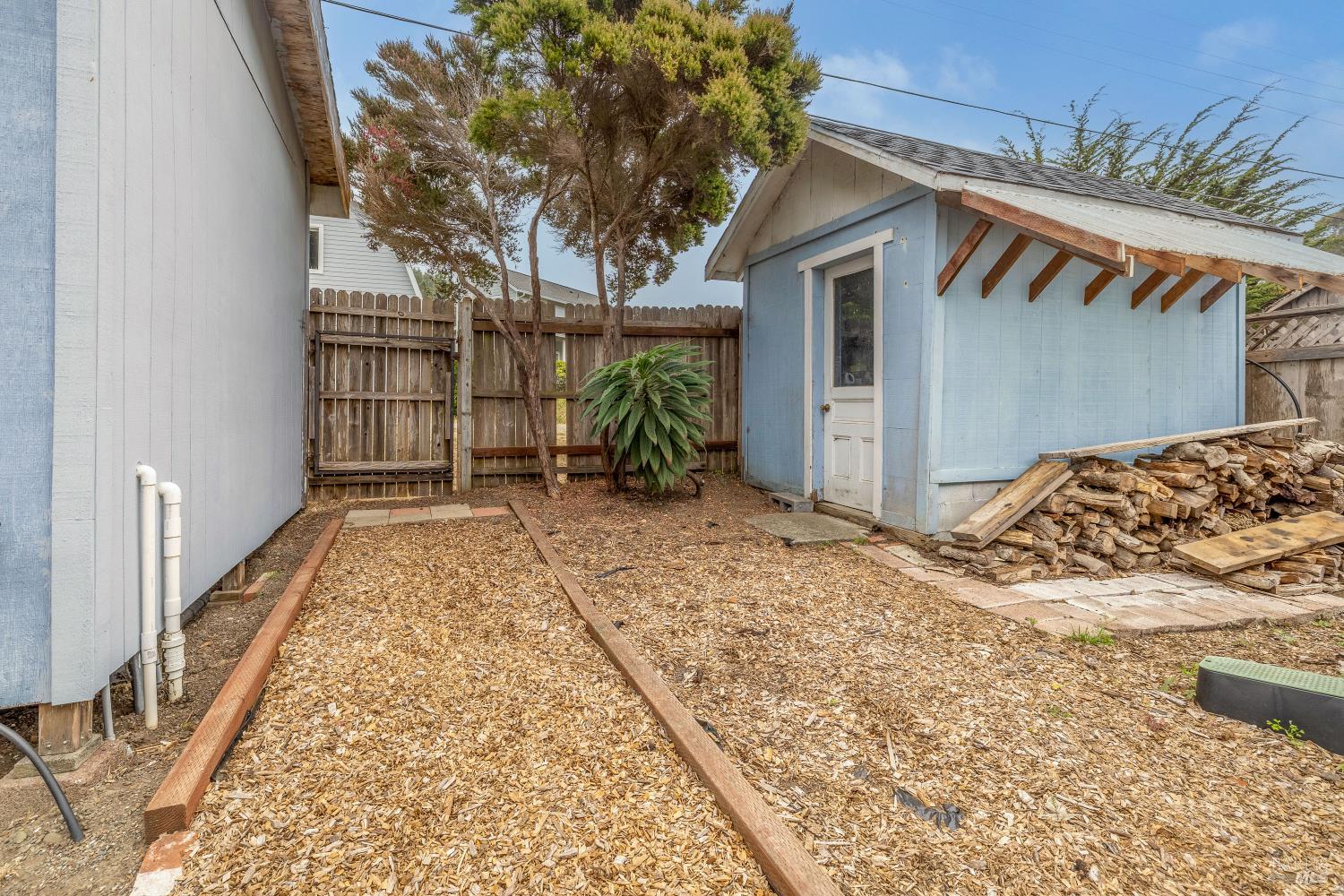 Detail Gallery Image 31 of 42 For 3781 N Highway 1 Unkn, Albion,  CA 95410 - 4 Beds | 2 Baths