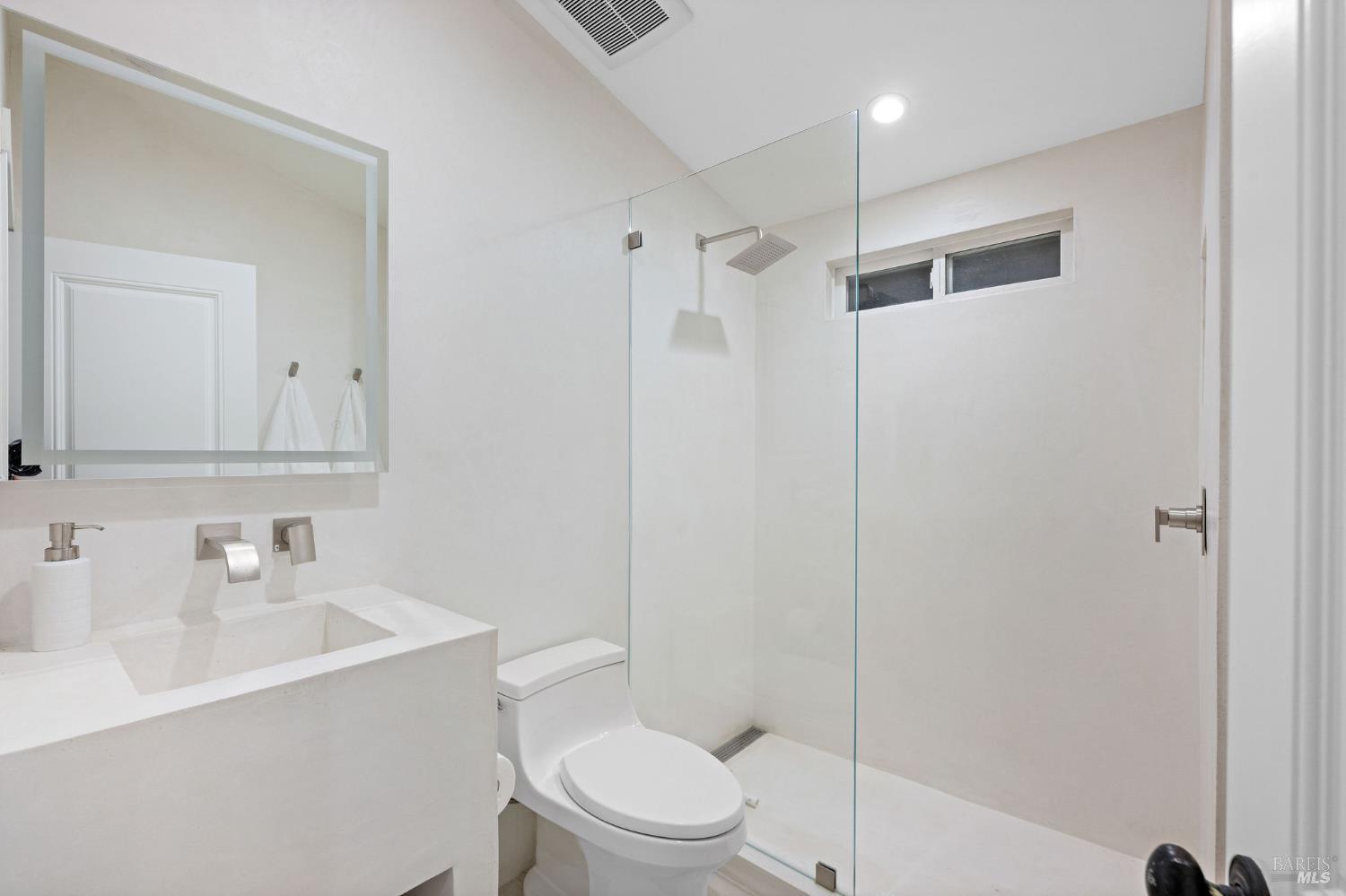Detail Gallery Image 12 of 26 For 691 Silverado Trl, Saint Helena,  CA 94574 - 2 Beds | 2 Baths