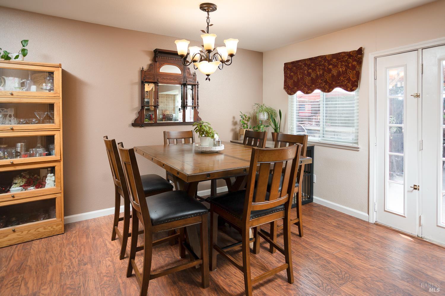 Detail Gallery Image 22 of 67 For 1025 Woodvale Dr, Dixon,  CA 95620 - 4 Beds | 2 Baths