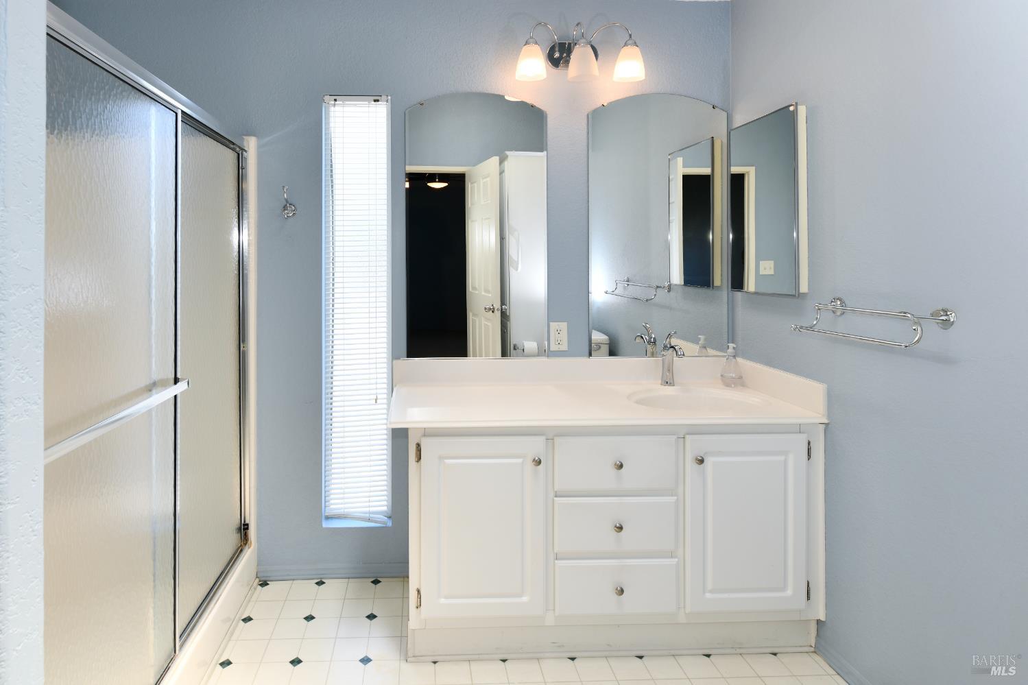 Detail Gallery Image 34 of 62 For 84 N Napa Dr, Petaluma,  CA 94954 - 3 Beds | 2 Baths