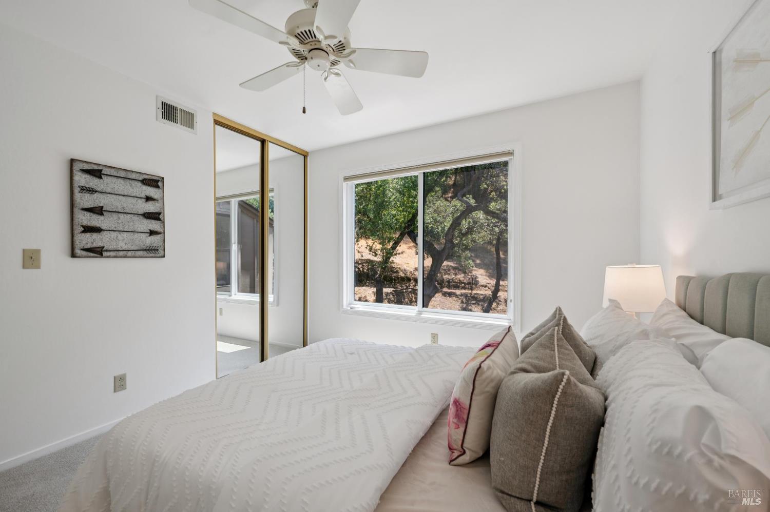 Detail Gallery Image 35 of 53 For 18 Eagle Gap Rd, Novato,  CA 94949 - 4 Beds | 2/1 Baths