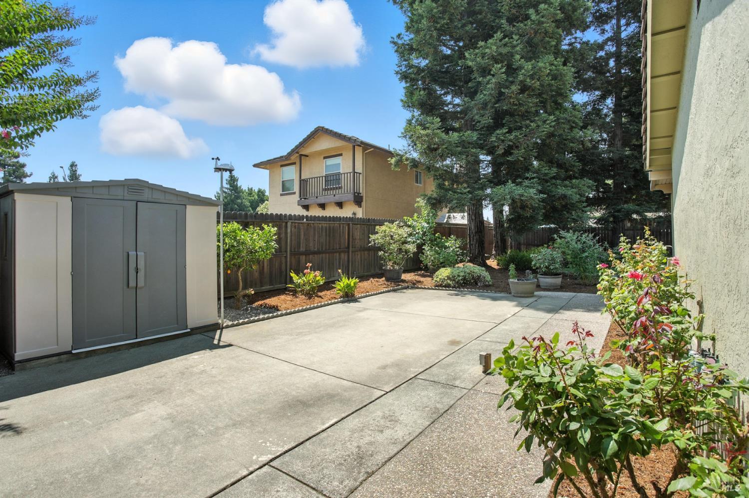 Detail Gallery Image 49 of 55 For 551 Stonewood Dr, Vacaville,  CA 95687 - 4 Beds | 2/1 Baths