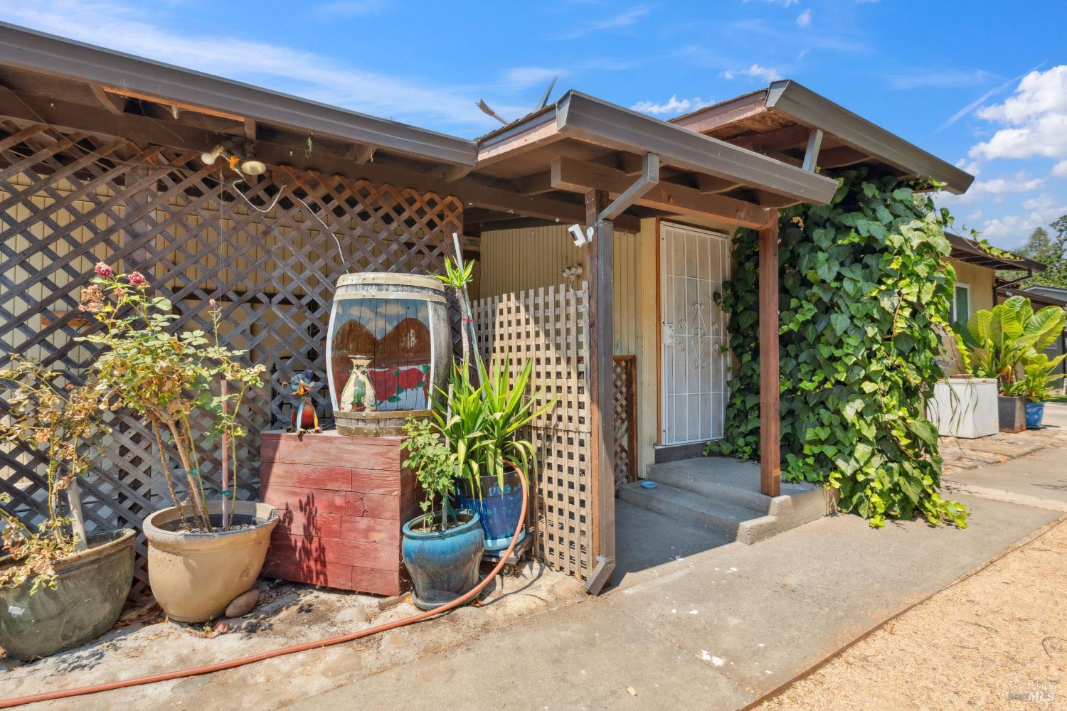 Detail Gallery Image 4 of 41 For 147 Buena Vida Ct, Sonoma,  CA 95476 - – Beds | – Baths