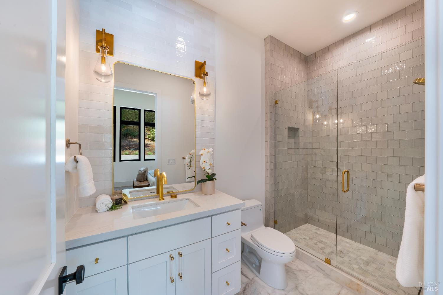 Detail Gallery Image 53 of 99 For 5925 Crystal Dr, Santa Rosa,  CA 95404 - 4 Beds | 4/1 Baths