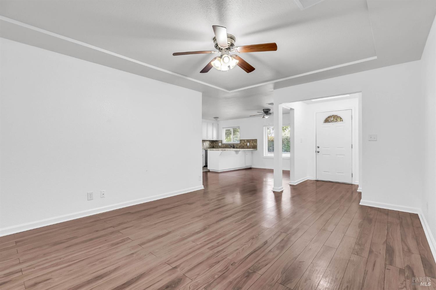Detail Gallery Image 7 of 47 For 1607 California Dr, Vacaville,  CA 95687 - 3 Beds | 2 Baths