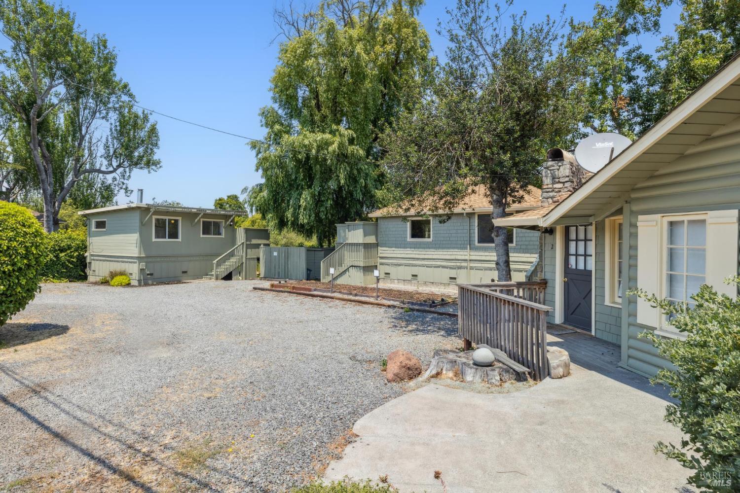 Detail Gallery Image 2 of 50 For 11150 Sir Francis Drake Blvd, Point Reyes Station,  CA 94956 - 3 Beds | 4/1 Baths