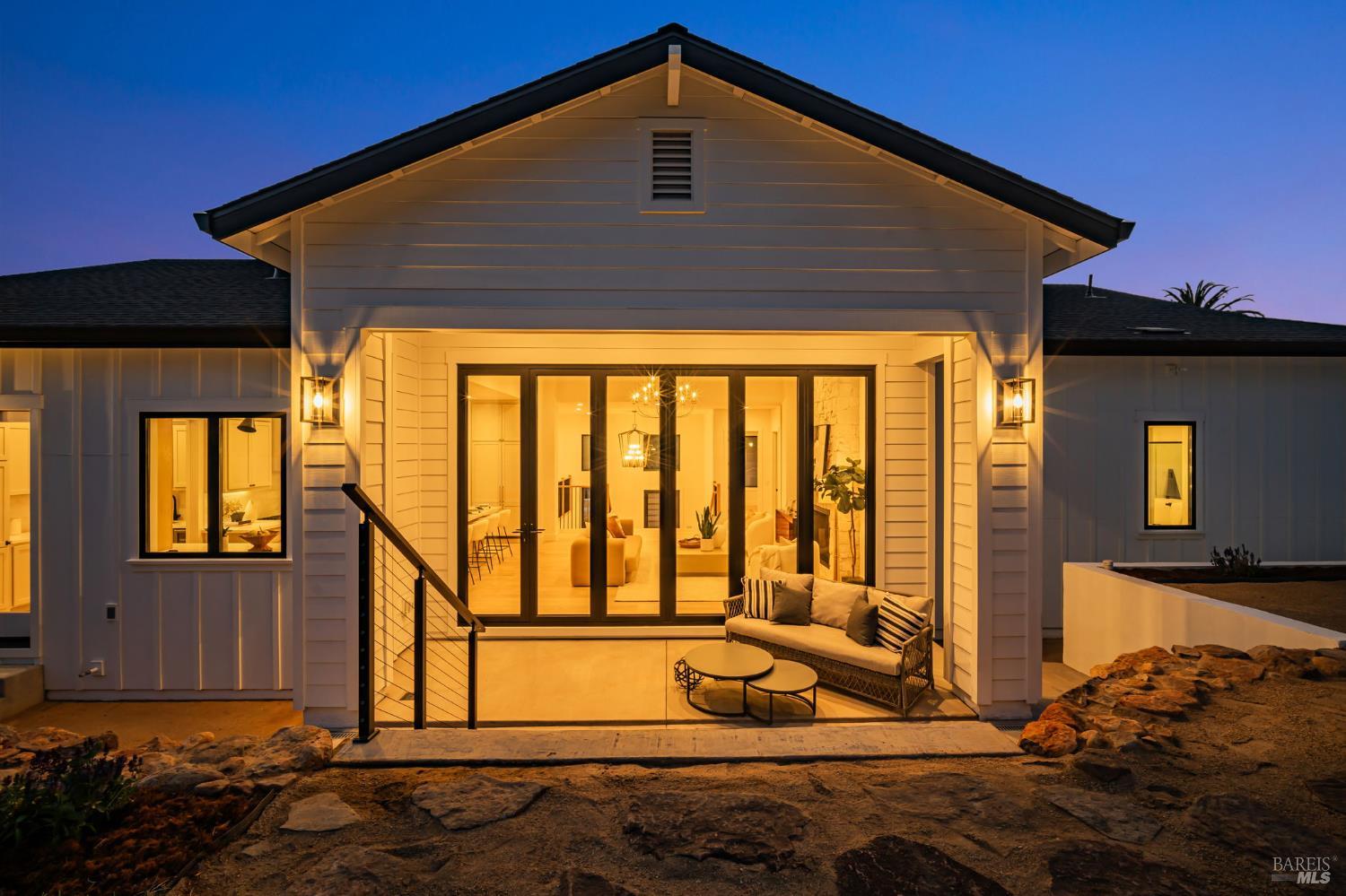 Detail Gallery Image 37 of 48 For 3572 Southridge Dr, Santa Rosa,  CA 95403 - 4 Beds | 4 Baths