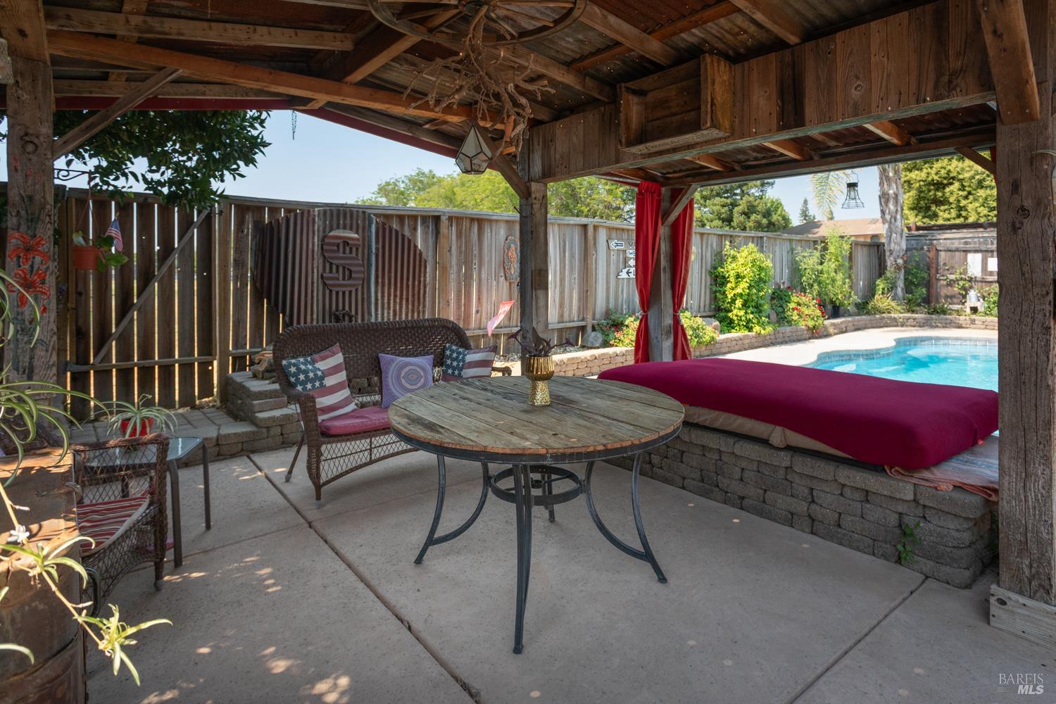 Detail Gallery Image 40 of 67 For 1025 Woodvale Dr, Dixon,  CA 95620 - 4 Beds | 2 Baths